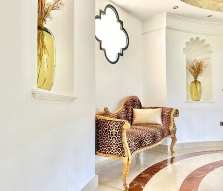 Detached Villa in Marbella - Photo 2