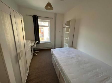 Poole Street, Northampton, NN1 - Photo 4