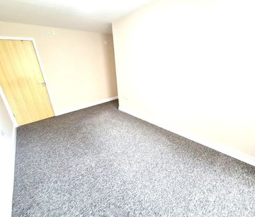 2 Bed Flat, Gean Court, N11 - Photo 4