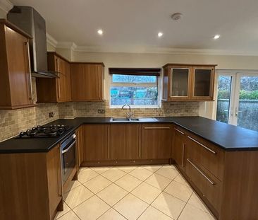 3 Bed Semi-Detached House, Bindon Drive, BS10 - Photo 6