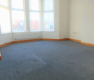 2 bedroom ground floor flat to rent - Photo 1