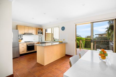 10A Wewak Place, Allambie Heights NSW 2100 - House For Rent | Domain - Photo 3