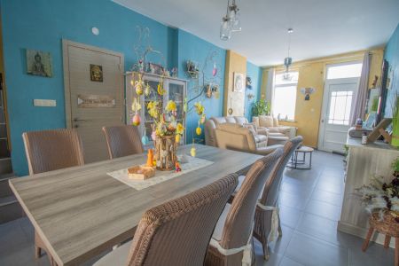 BELLE MAISON AVEC GARAGE ET TERRASSE à 7130 BINCHE  Loyer: 850 € / mois - Photo 4