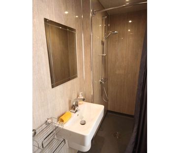 High Specification En-Suite Student Accommodation - A female house ... - Photo 5