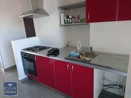 Location Appartement 3 pièces 61m² MARIGNANE 13700 - Photo 3