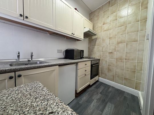 Marlborough Road, Penylan - Photo 1
