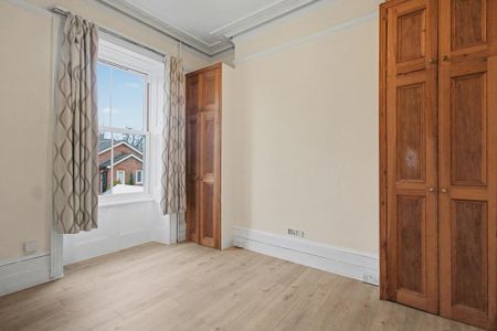 6 bedroom semi-detached house to rent - Photo 5