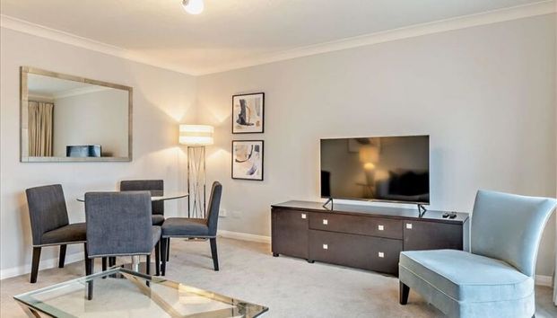 Fulham Road, London, SW3 - Photo 1