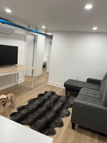 For Lease - 390 Lake Promenade Unit# Lower, Toronto, Ontario - Photo 3
