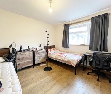 3 bedroom End of terrace house to rent - Photo 1