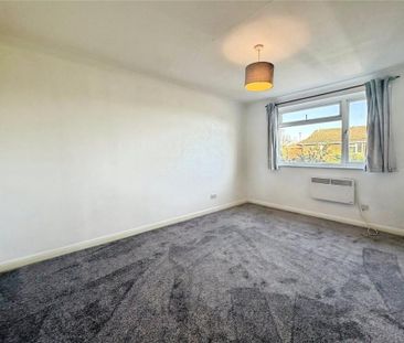 2 bedroom maisonette to rent - Photo 3