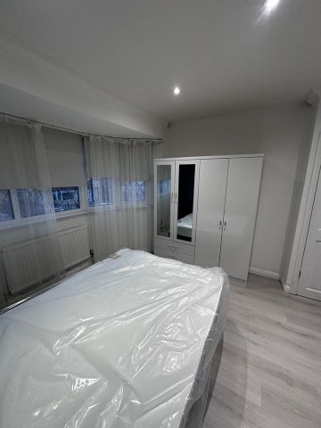 Room in a Shared House, Elmore Road, LU2 - Photo 5