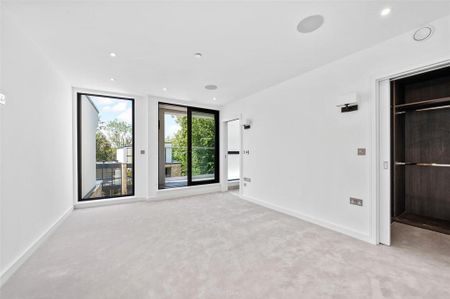 4 bedroom terraced house to rent - Photo 4