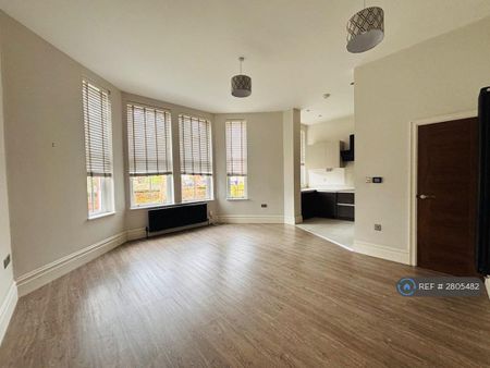 2 bedroom flat to rent - Photo 3