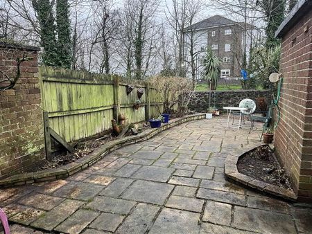 30 Minnowburn Drive, Grays Park, Belfast, BT8 7QJ - Photo 4