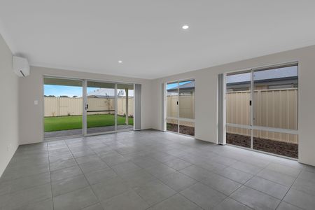 Brand New 4 x 2 in Dawesville - Photo 4