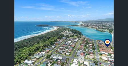 By The Lake and Sea - Photo 4