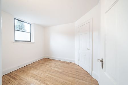 For Lease - 12 Kingston Road Unit# 65, Toronto, Ontario - Photo 3