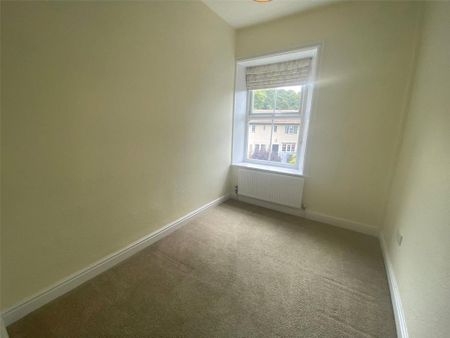 2 bedroom end of terrace house to rent - Photo 5