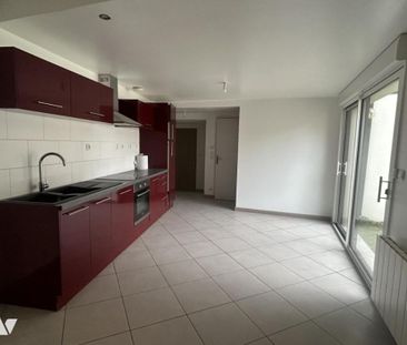 Appartement rez-de-chaussée avec cour - Photo 4