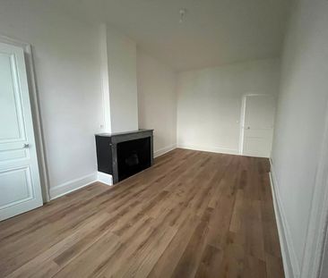 Location Appartement 3 pièces 113m² LYON 1er - Photo 1