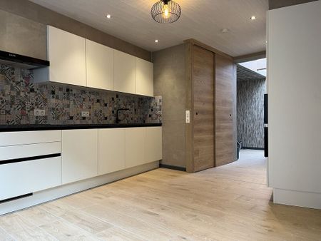 Charmante stadswoning op rustige locatie te Centrum Brugge - Photo 3