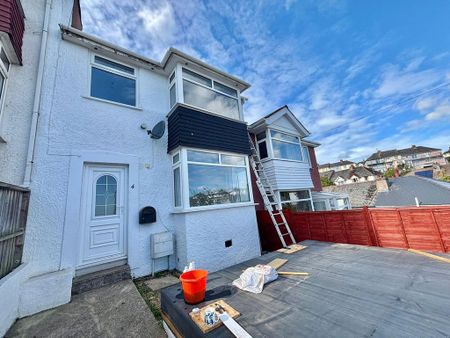 3 bedroom terraced house to rent - Photo 2