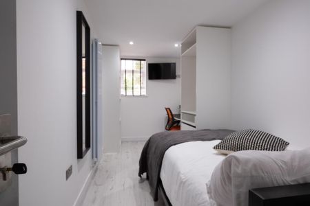 4 bedroom house share to rent - Photo 5