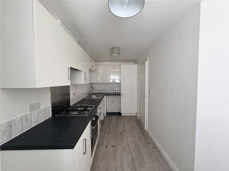 3 bedroom townhouse to rent - Photo 4