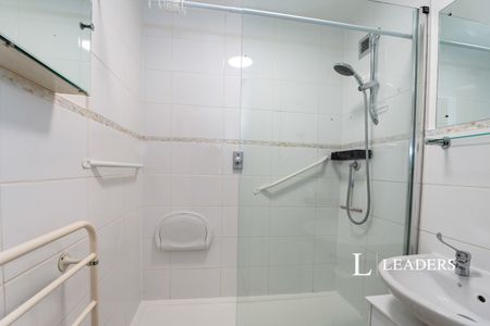 2 bedroom apartment to rent Blount Road, Portsmouth, PO1 - Photo 5