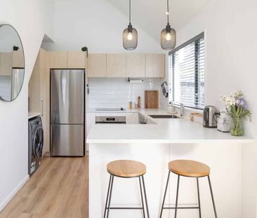Sustainably Designed Townhouse - Photo 4