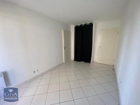 Location Appartement 2 pièces 35m² MARSEILLE 13ème - Photo 3