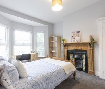 5 bedroom terraced house to rent - Photo 4