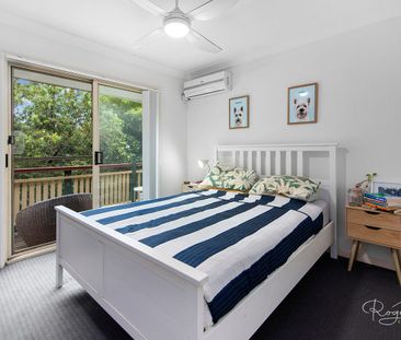 Multi-Level Townhouse in the Heart of Bundall - Photo 5