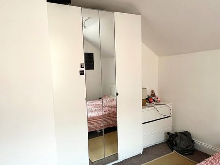 1 Bed Flat, East St, BS3 - Photo 2