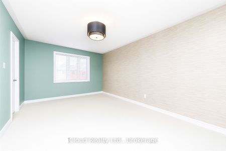 For Lease - 5 Trentonian Street, Brampton, Ontario - Photo 4