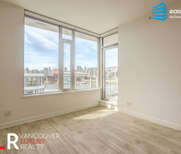 Condo in Vancouver West Side, BC - Photo 4