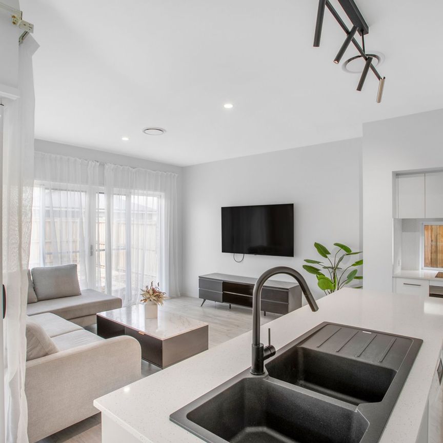 Fully Furnished 3 Month Lease Opportunity - Photo 1