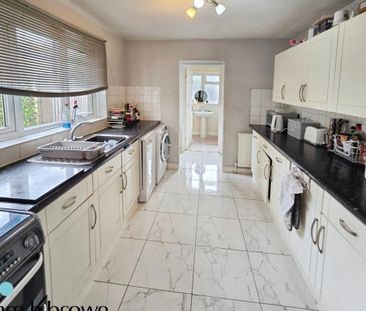 London Road - Photo 4