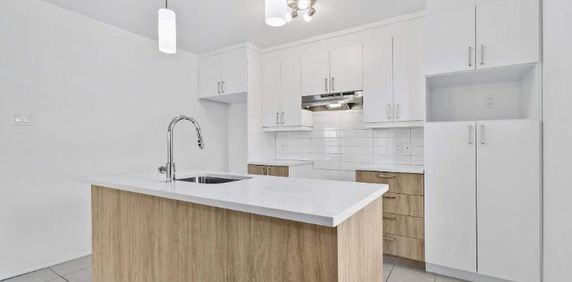 Appartement de 2 chambres à louer à Lavaltrie - Photo 2