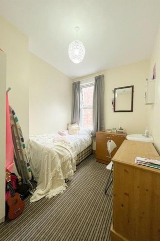7 Strandview Street, Belfast, BT9 5FF - Photo 3