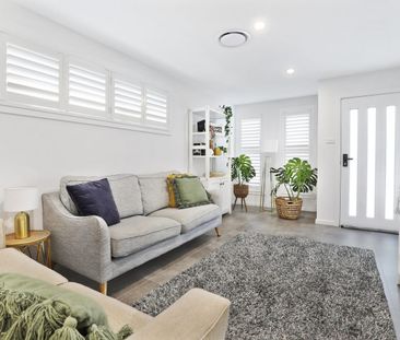 STUNNING & STYLISH - Photo 5