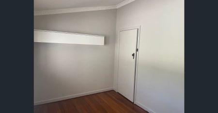 Charming 3x1 Home in Applecross - Just Streets From the River! - Photo 5