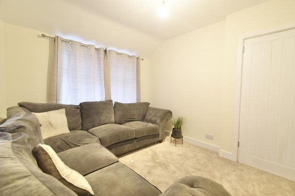 3 bedroom bungalow to rent - Photo 1