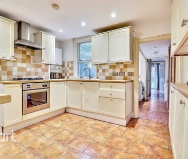 3 bedroom detached house to rent - Photo 6