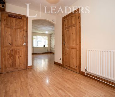 3 bedroom house to rent Glade Close, Northampton, NN3 - Photo 3