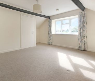 The Village, Littleton-upon-Severn, Bristol, Gloucestershire, BS35 1NR - Photo 3