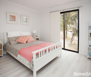 Quality Living in Spacious Family Home on Hindmarsh Road - Photo 6