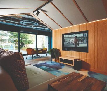 Bronze Studio - Photo 3