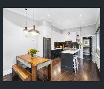 10 Robbs Parade, Northcote VIC 3070 - House For Rent | Domain - Photo 5